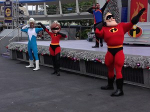 I suppose I look a bit like elastigirl, but not as stretchy.