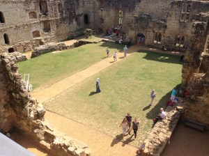 The courtyard in the middle of the castle. So much space.